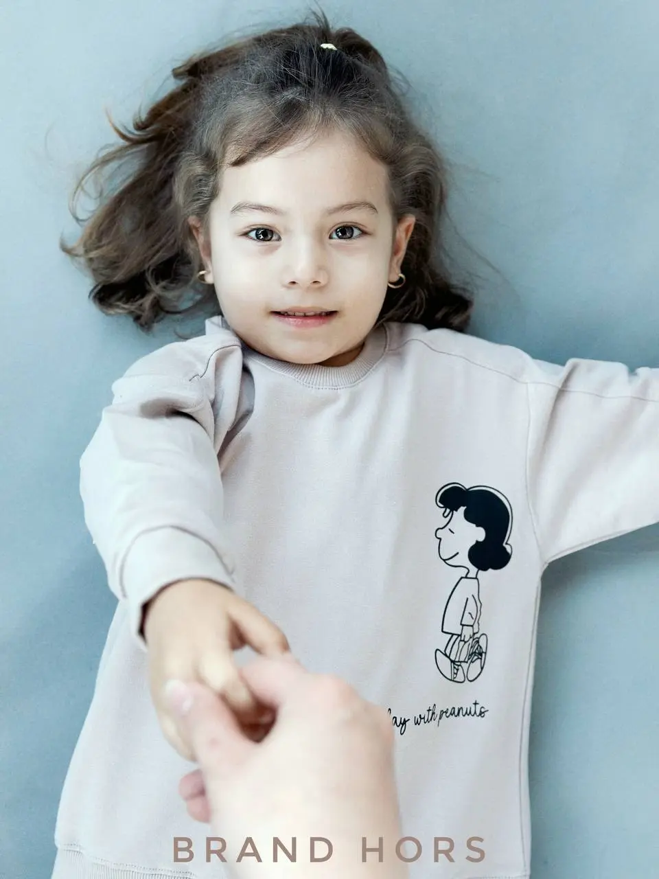 ست دخترانه طرح دخترک زمستانه سایز 35-50 کد 108