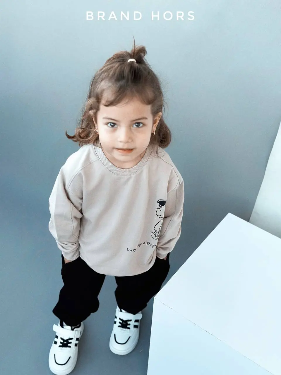 ست دخترانه طرح دخترک زمستانه سایز 35-50 کد 108