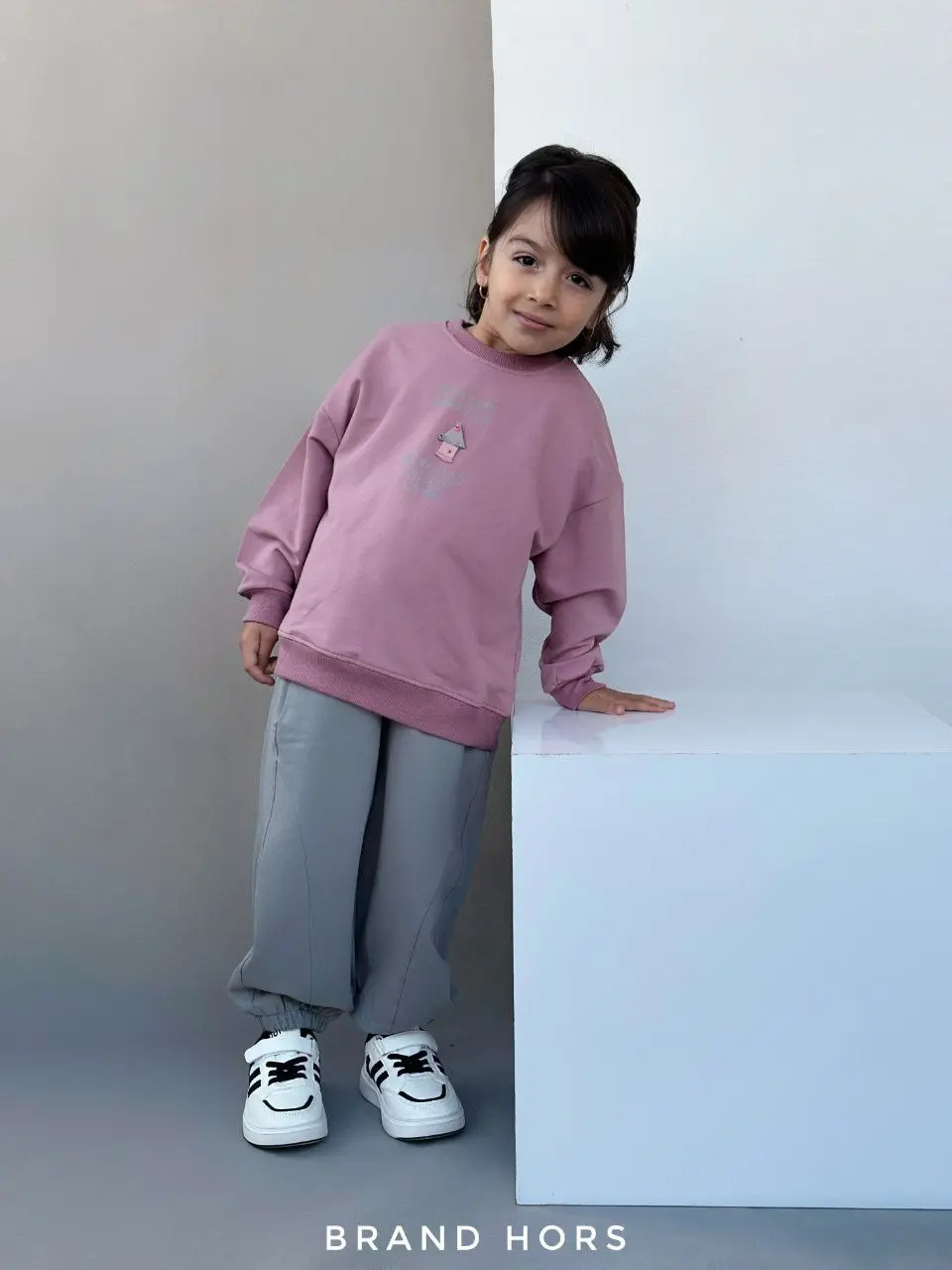 بلوز تک دخترانه طرح خانه رنگ صورتی زمستانه سایز 40-55 کد 120