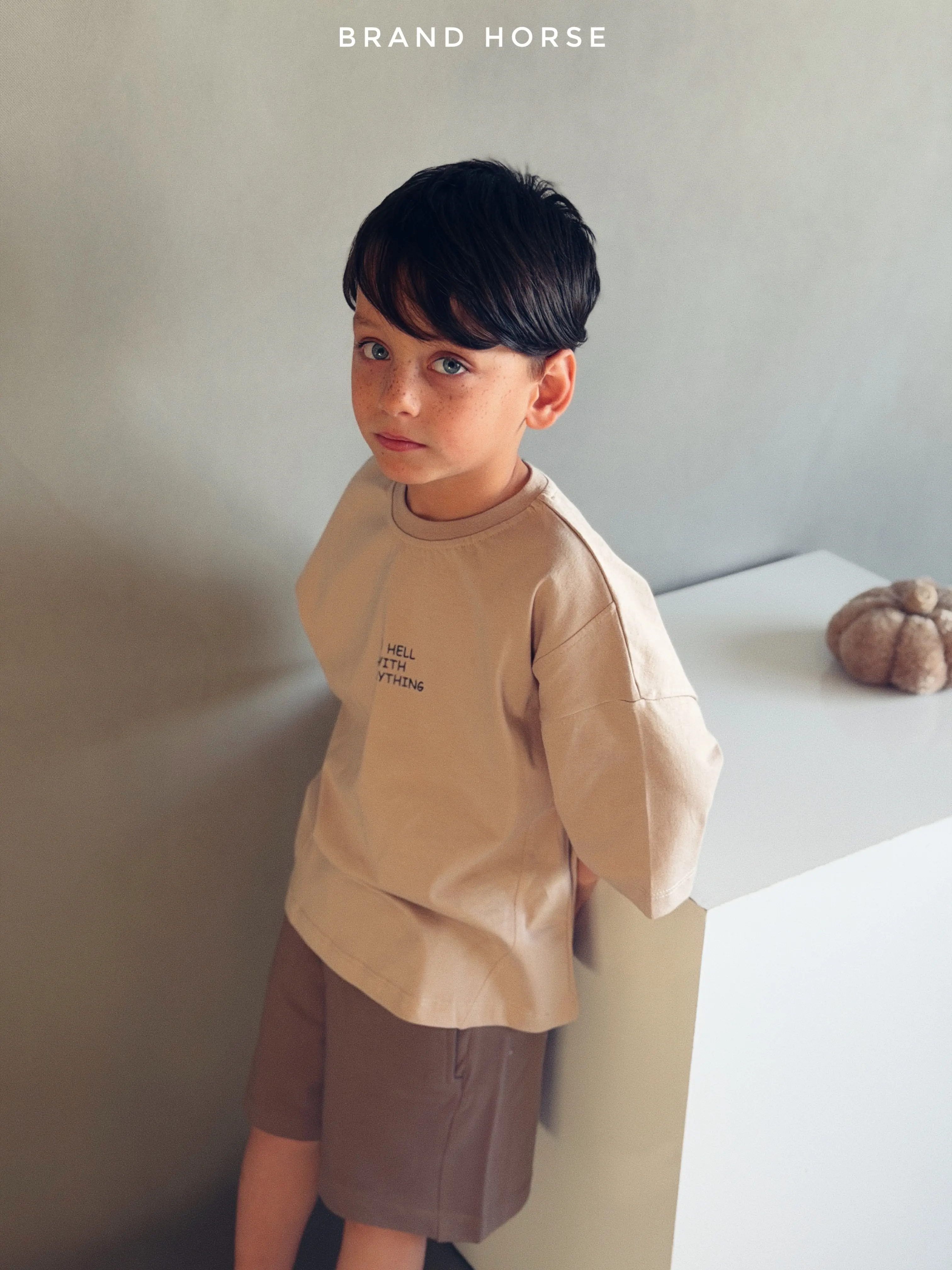 ست پسرانه طرح کیان رنگ کرم تابستانه و بهاره سایز ۳۵-۵۰ کد ۲۳۷
